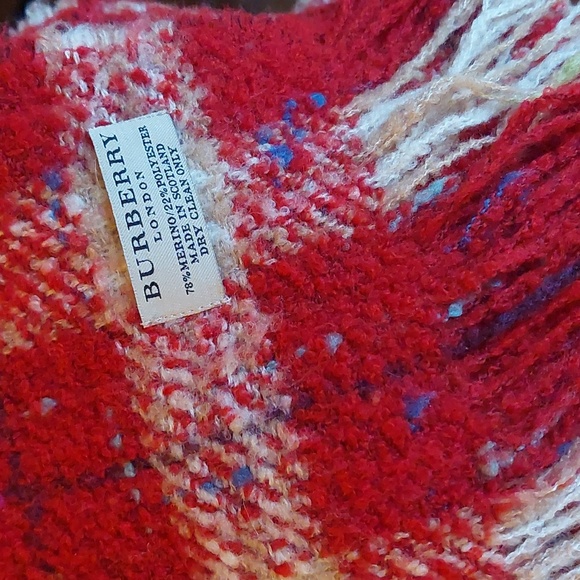 Vintage Burberry Scarf - Picture 2 of 14